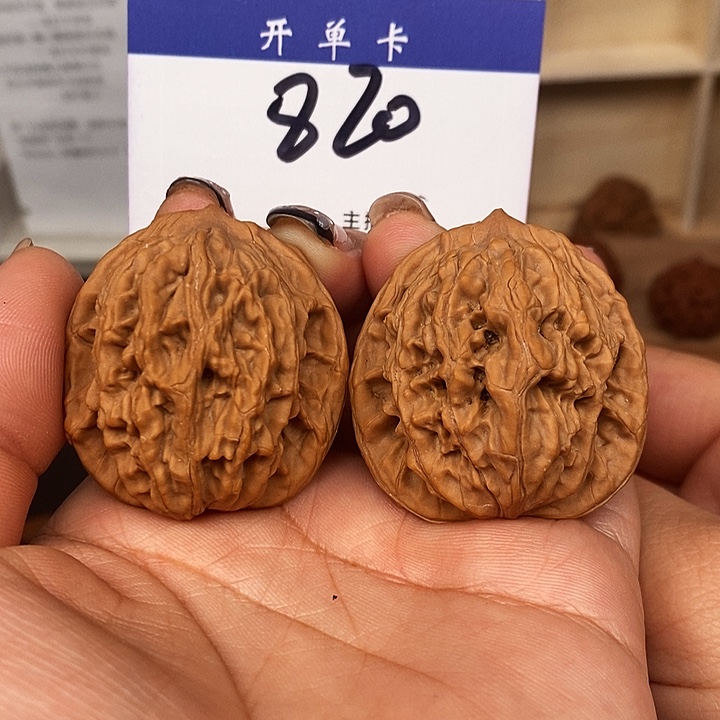 桃核吊坠虎头40无刀痕s