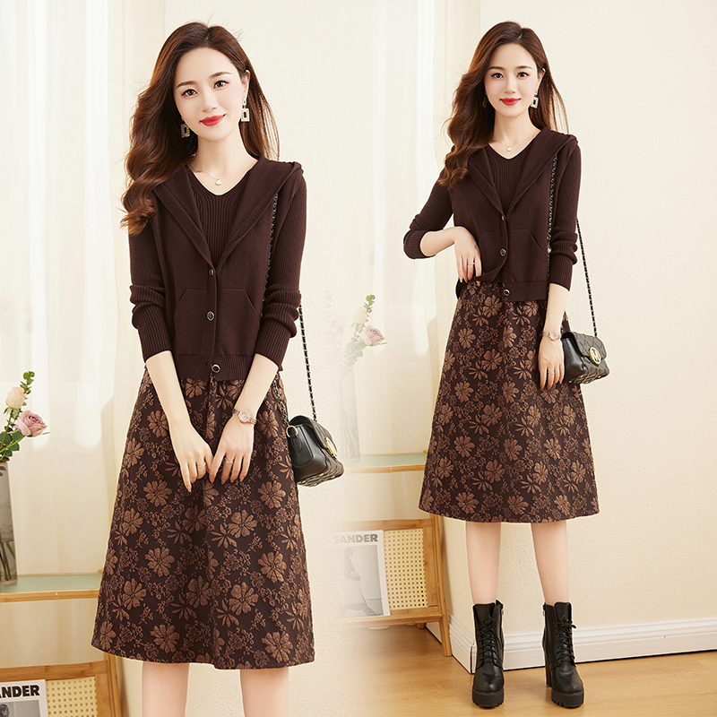 法式气质针织马甲提花套装裙女2025春秋新款遮肉显瘦连衣裙两件套