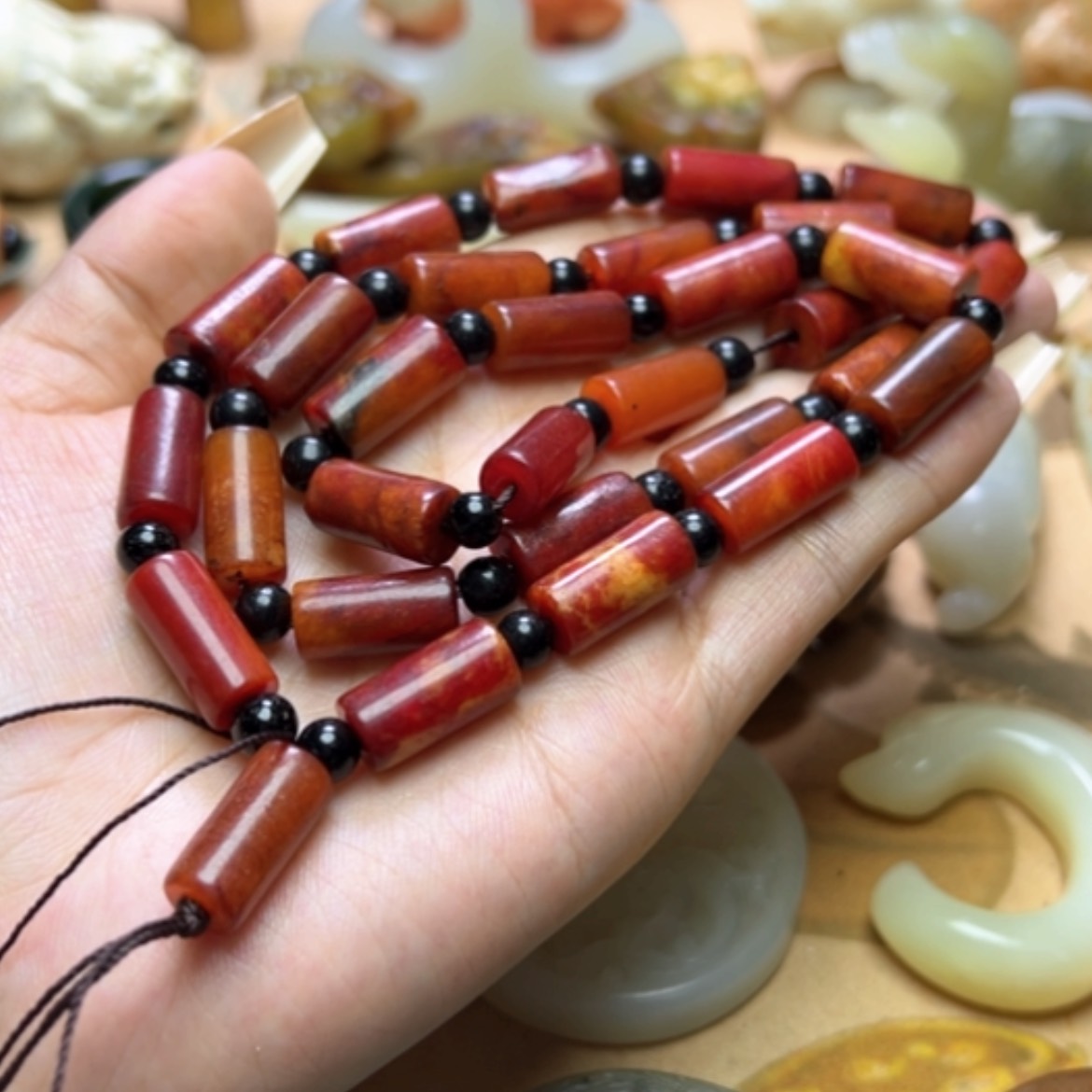 【闪购商品】蛇纹石玉颈饰未镶嵌