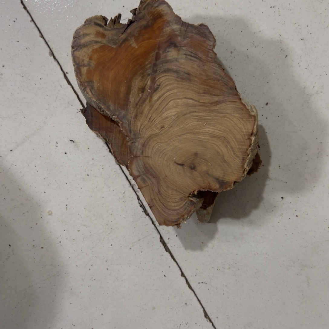 柏木（崖柏）陈化黑油料片