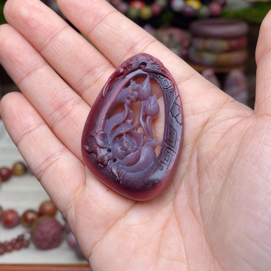 玛瑙/玉髓珠宝半成品未镶嵌北***北盐源玛瑙紫色荷花吊坠