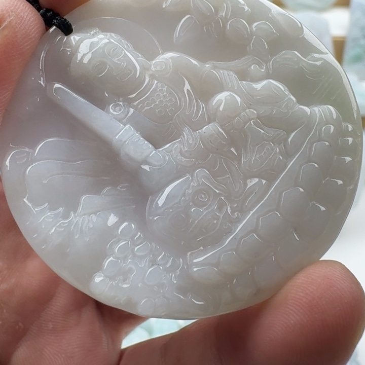 翡翠未镶嵌颈饰天然缅甸A货翡翠