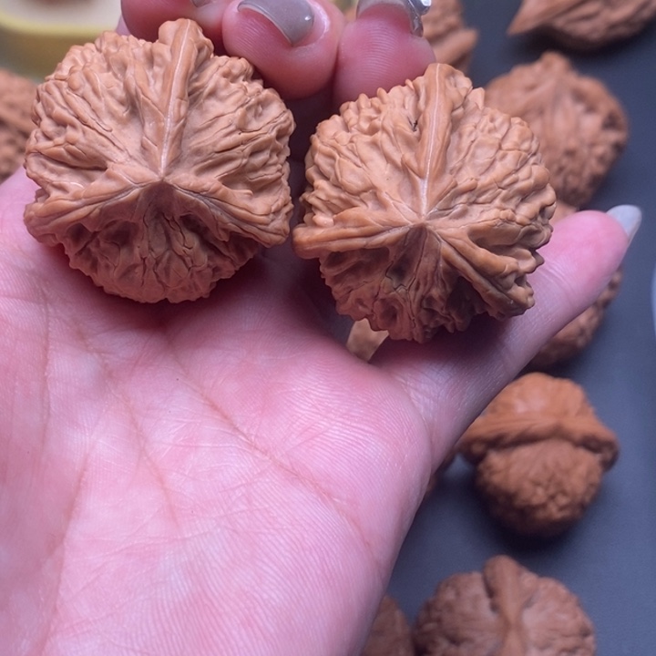 文玩核桃吊坠空**钓三棱