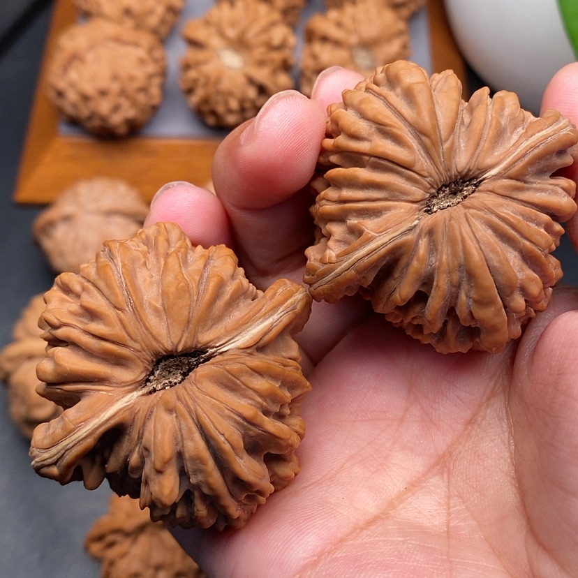 【闪购商品】文玩核桃把件平谷楼全品47