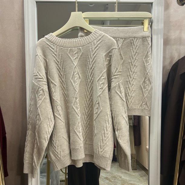 高端女士三色短半裙套装