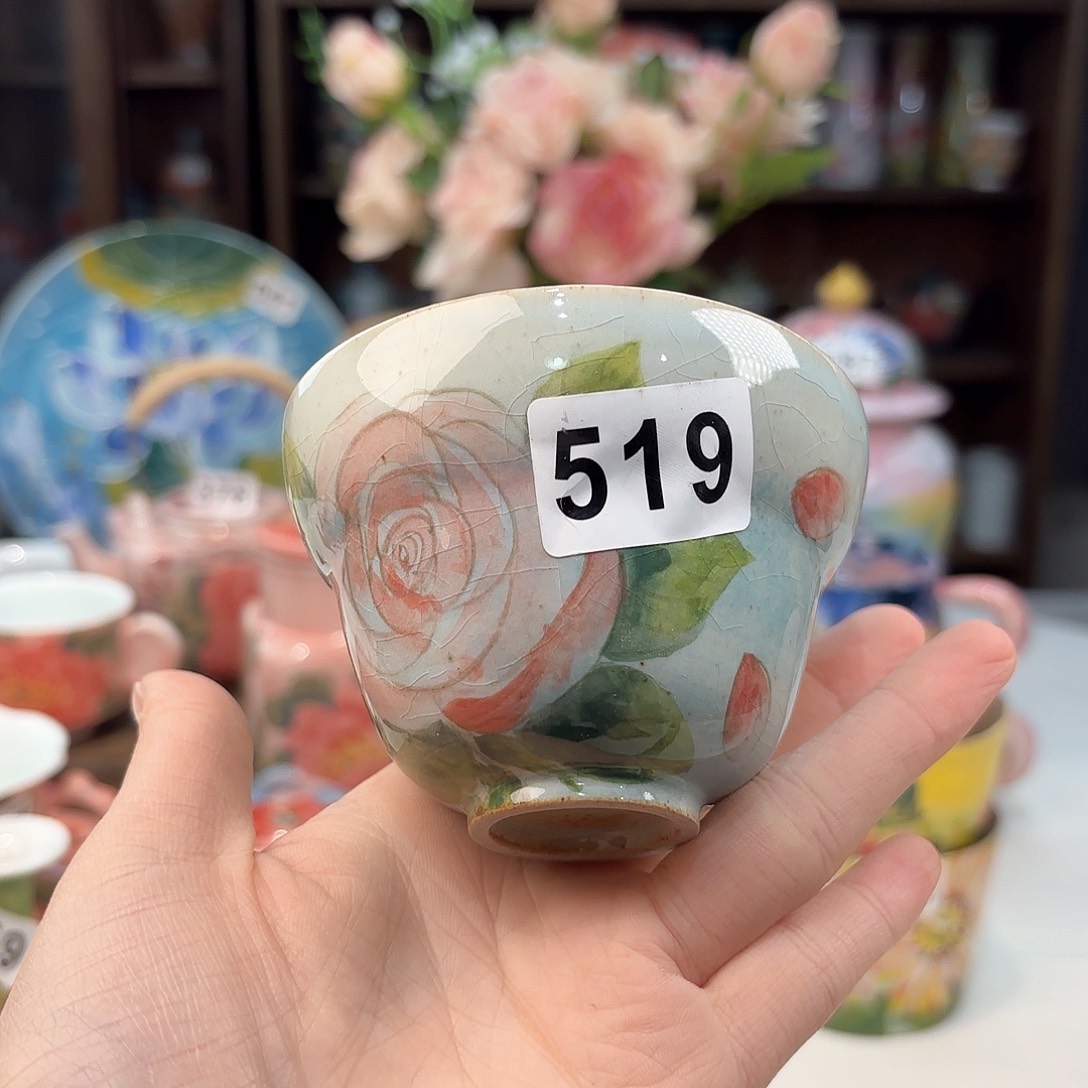 瓷片兔兔的小可爱太