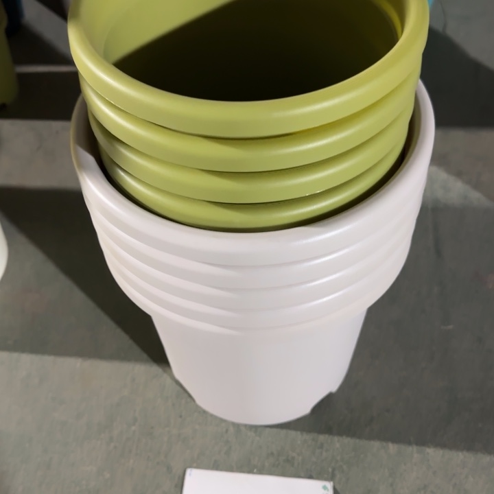 编号是034号的034号的花盆