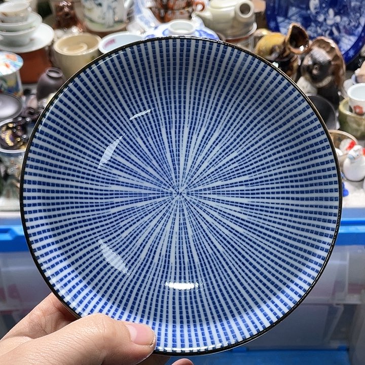 瓷片这样就不会让人觉得