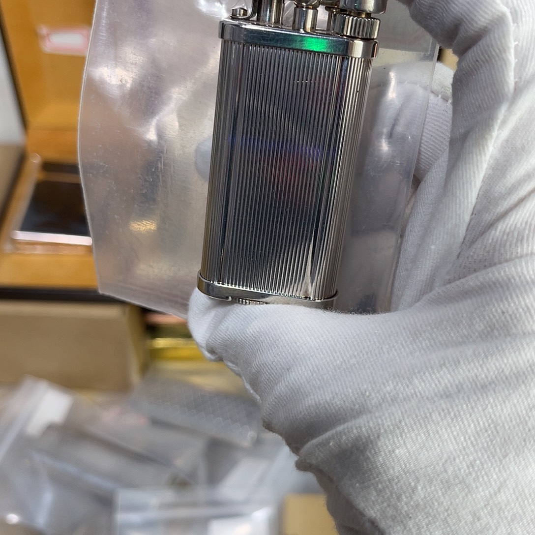 一***1中古二手打火机云奢