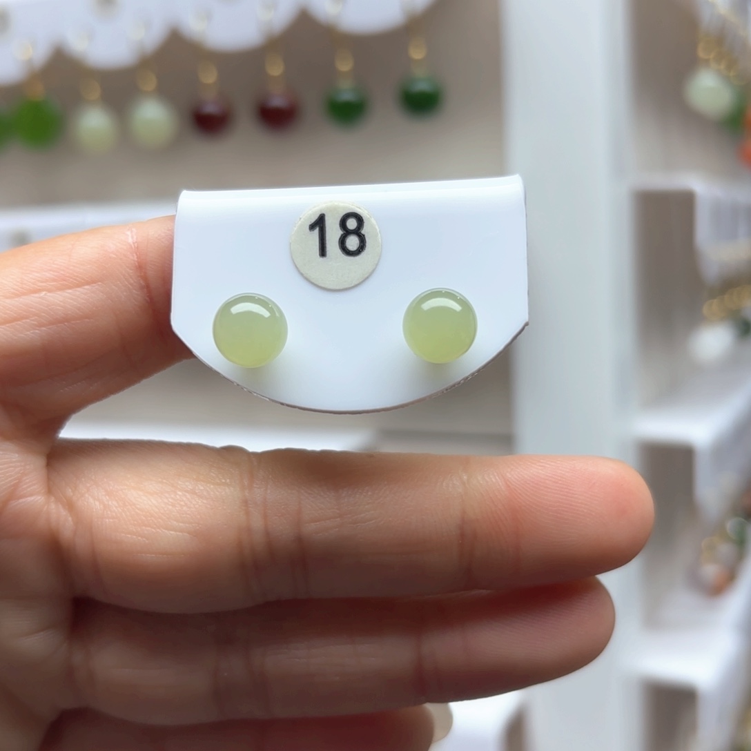 和田玉耳饰18K金镶嵌