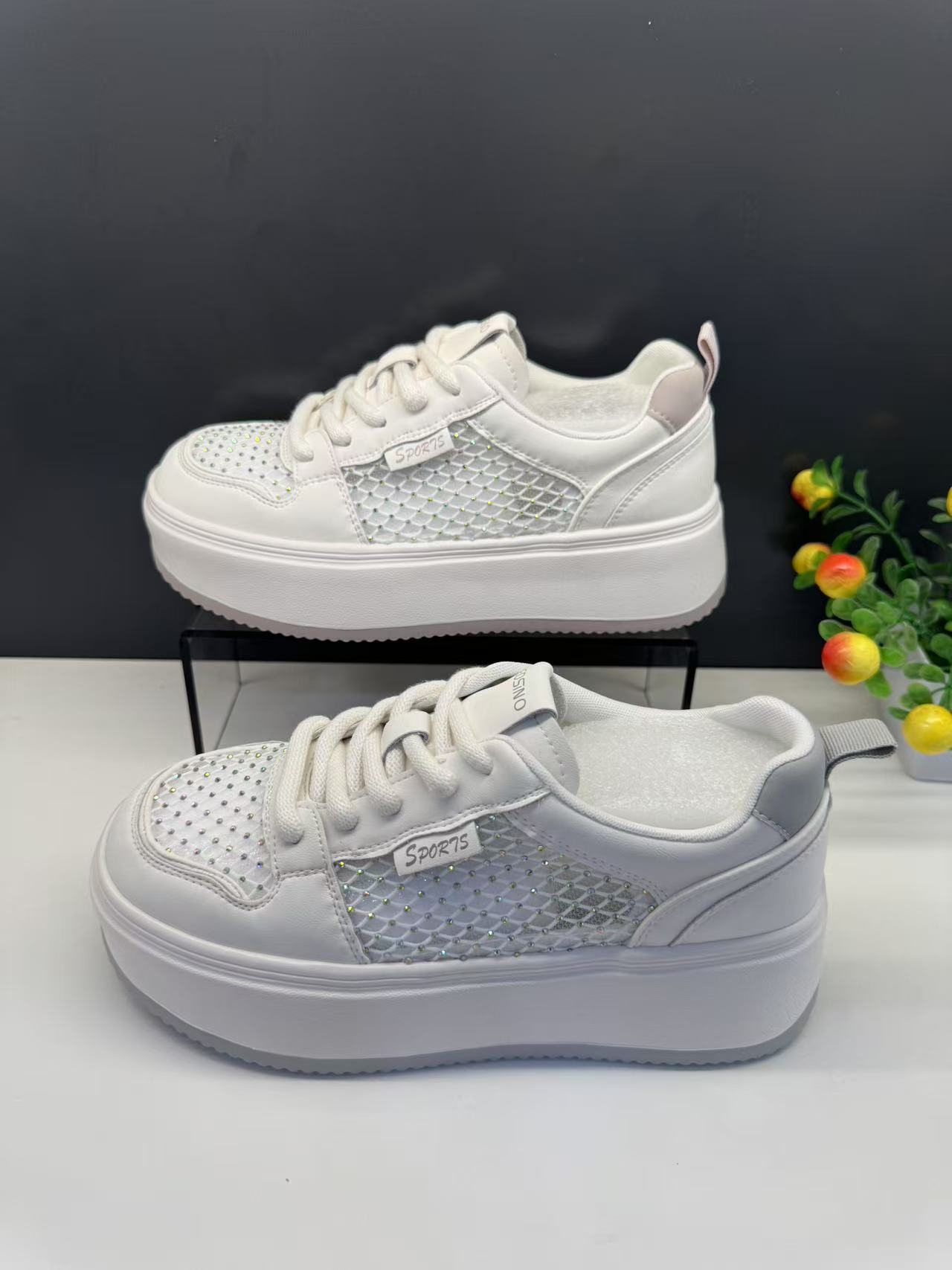 464544981佰家女鞋透气休闲小白鞋夏季厚底休闲板鞋百搭时尚