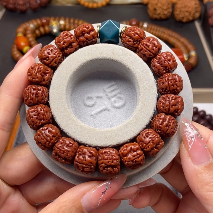 金刚菩提吊坠菩提