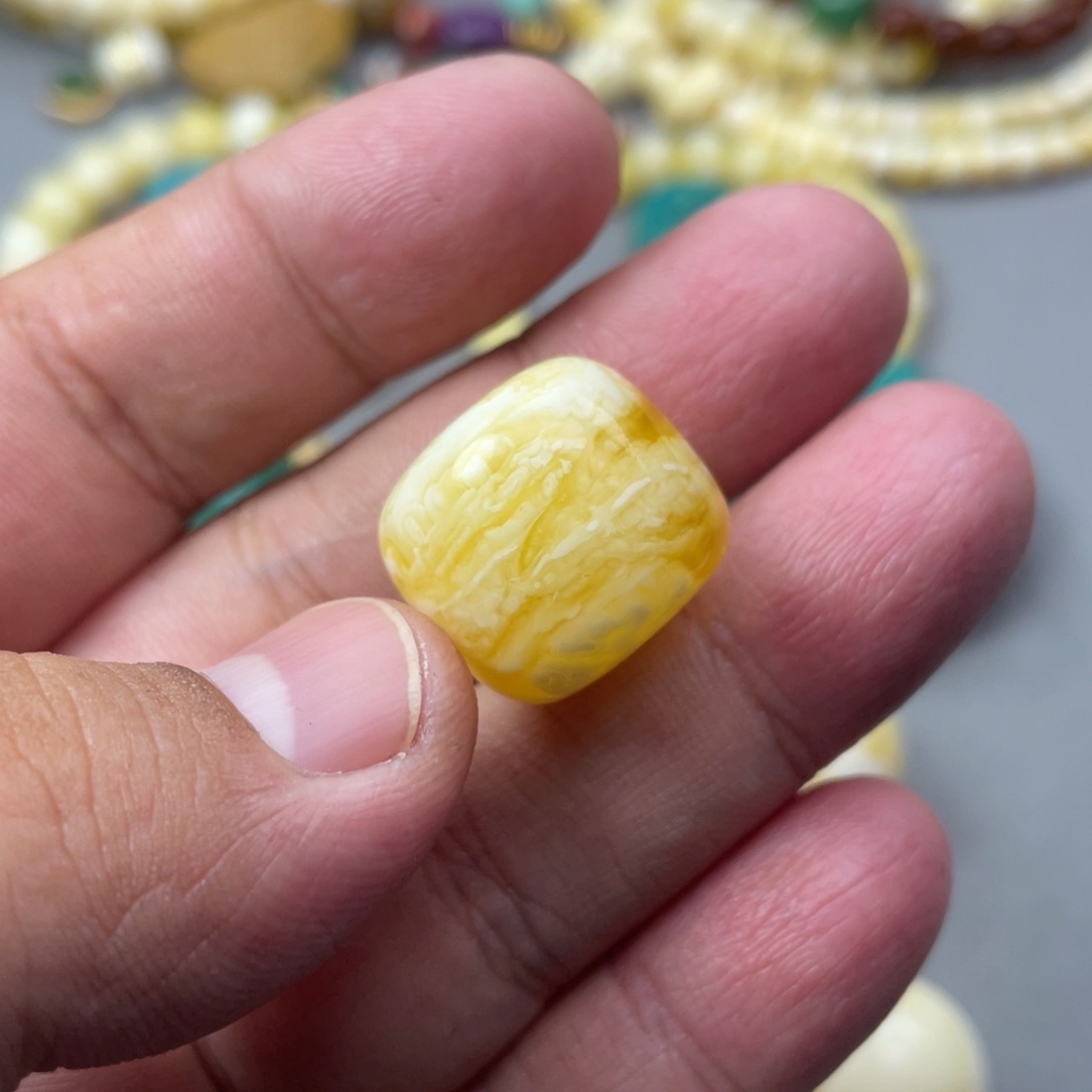 琥珀珠宝奇石未镶嵌74