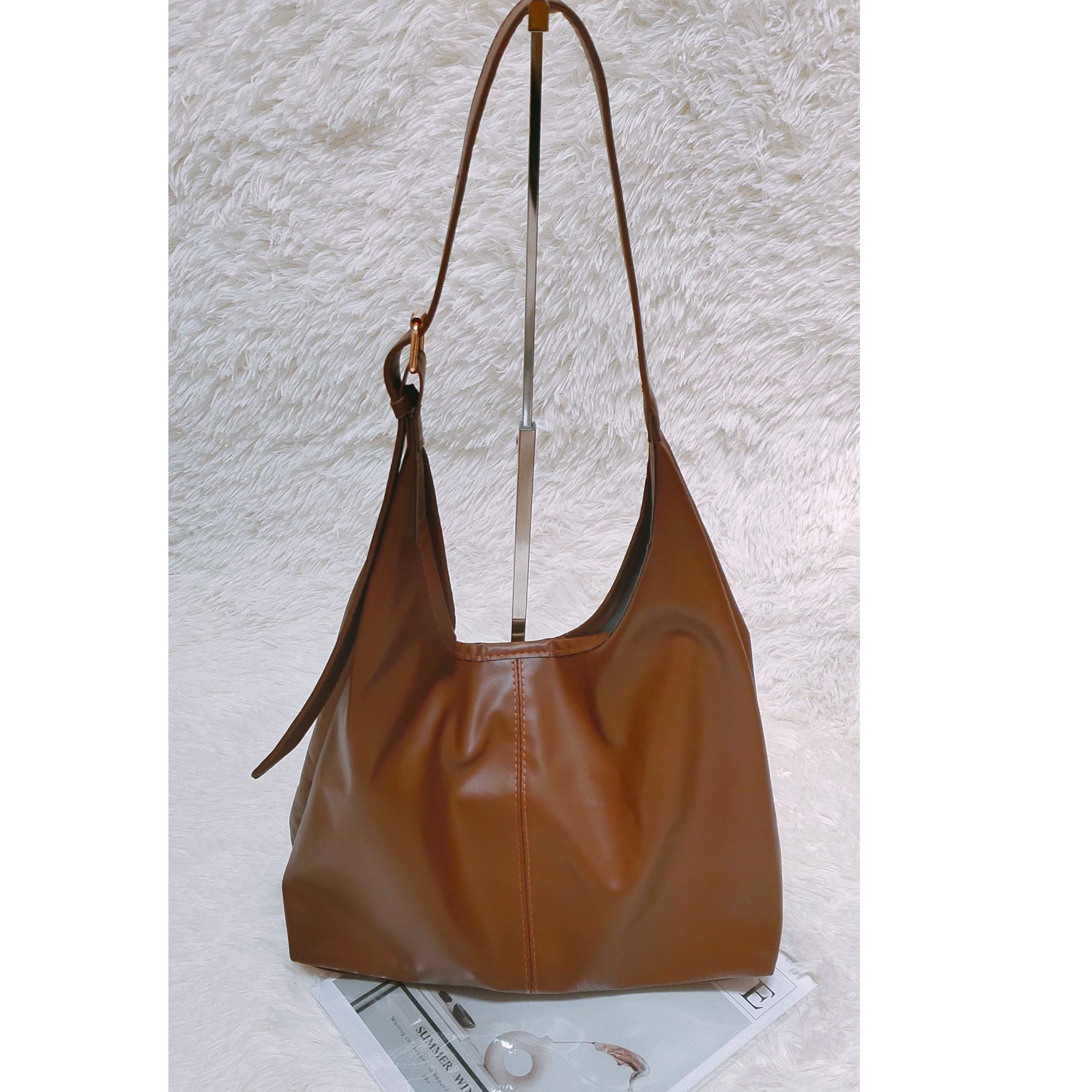 托特包单肩百搭车缝线斜挎包时尚运动风磁扣都市简约包休闲