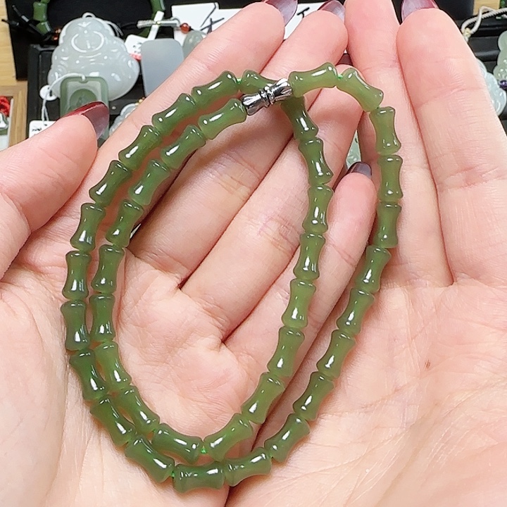 和田玉未镶嵌项链