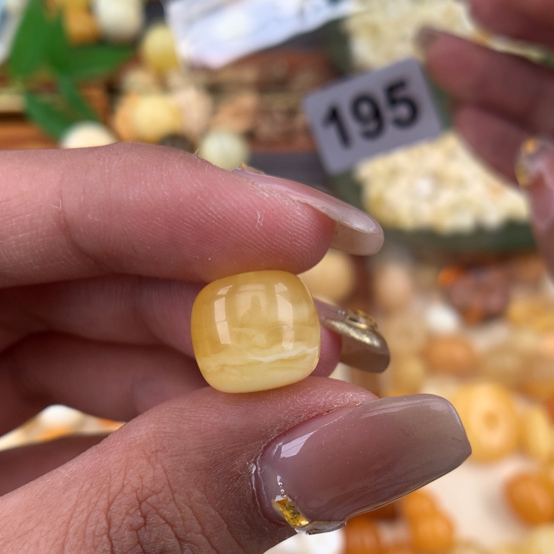 琥珀珠宝奇石未镶嵌12.5