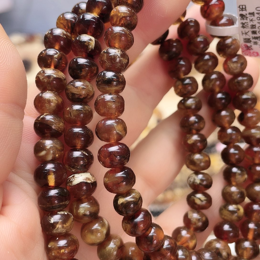 琥珀裸石未镶嵌狼**里八