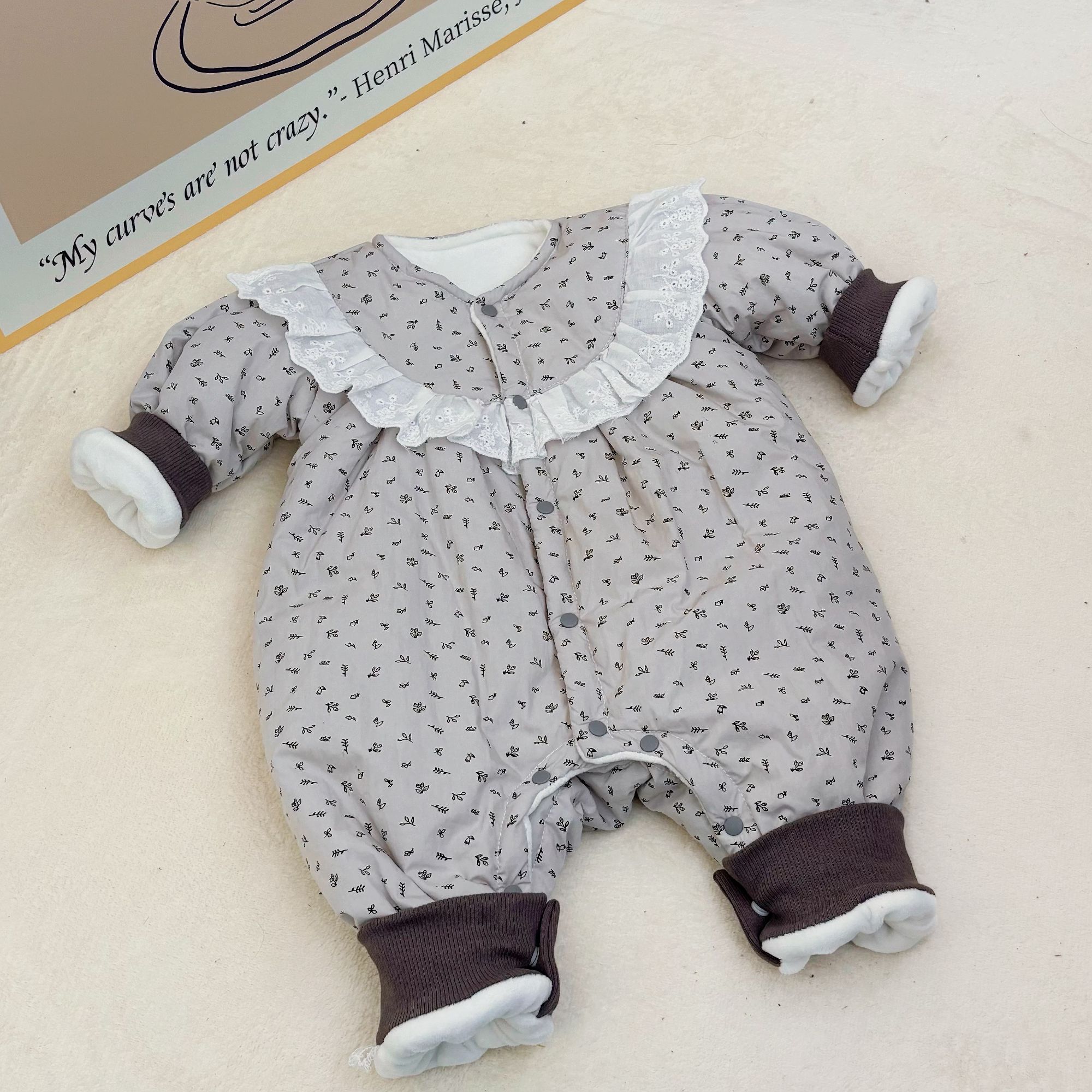 冬季爬服哈衣婴儿连体衣长爬款对开门女宝A类保暖棉服公主服