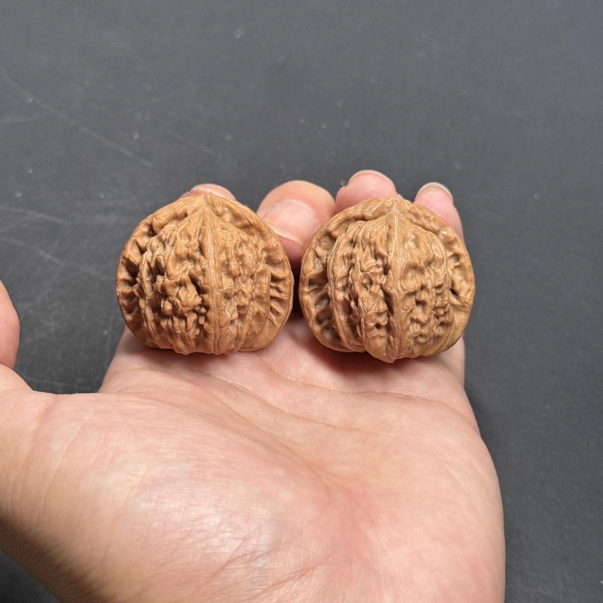 【核炁】40mm白狮子 全品无修 六面精配 文玩核桃手把件