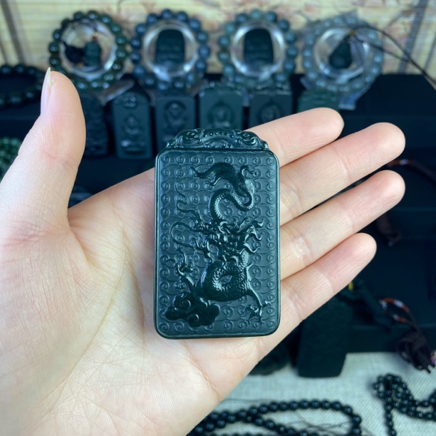 和田玉青玉龙行天下双面精雕男女款挂件