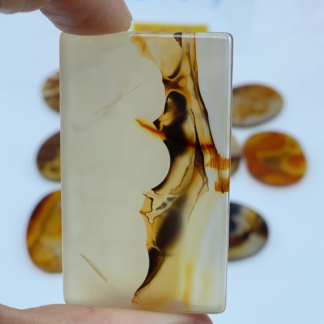 玛瑙/玉髓未镶嵌珠宝半成品