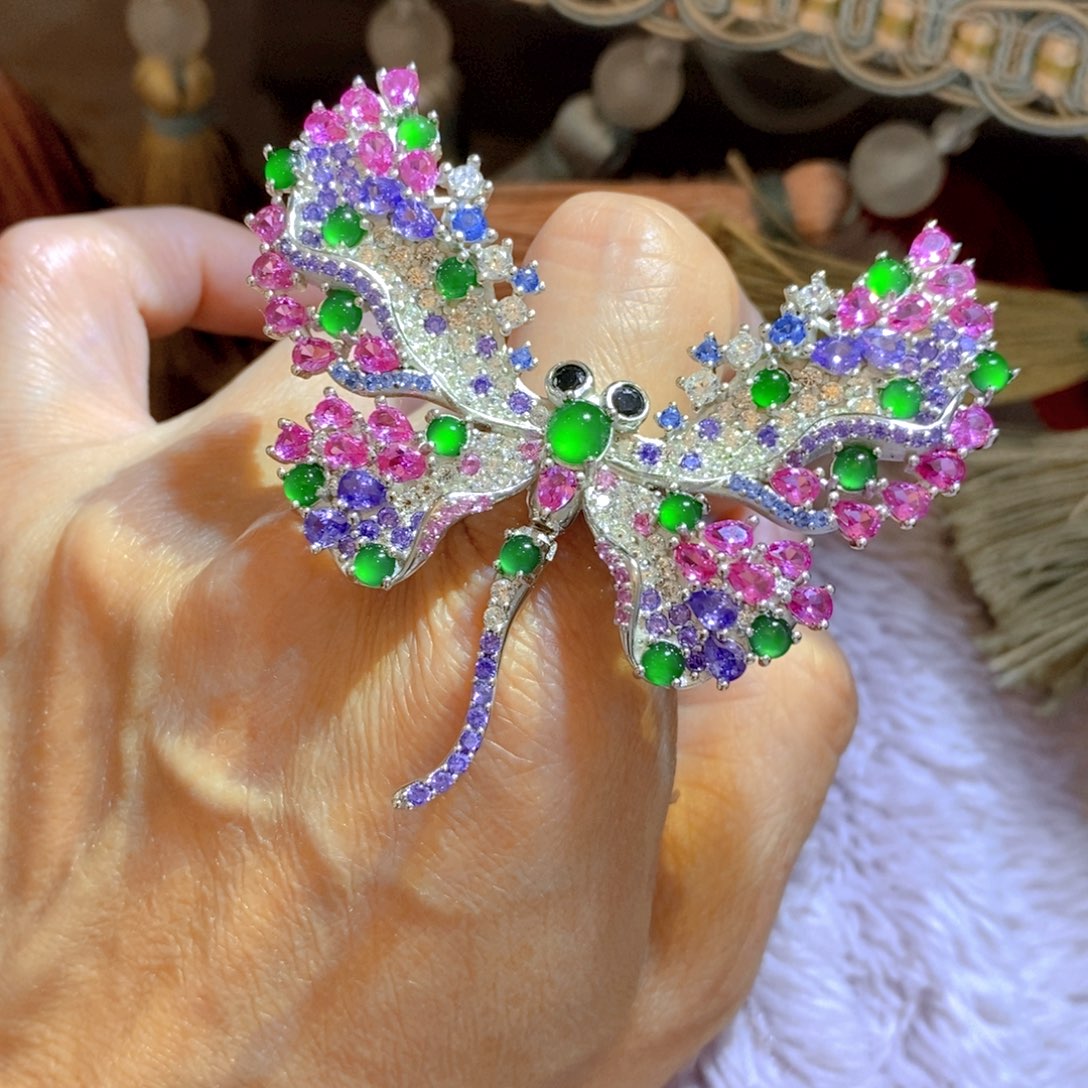 翡翠颈饰银S925镶嵌天然翡翠