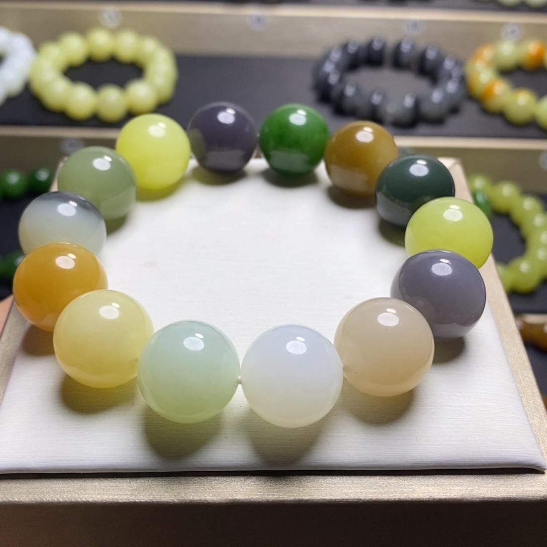 和田玉手串未镶嵌