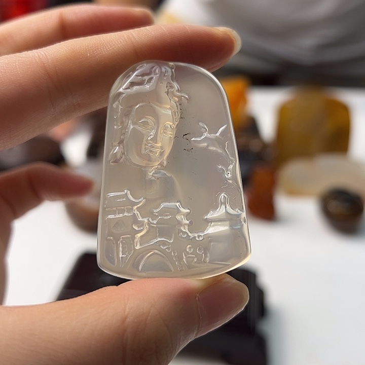 玛瑙/玉髓颈饰未镶嵌