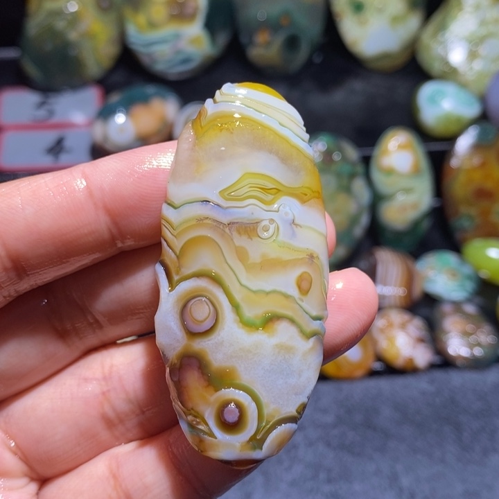 未镶嵌玛瑙/玉髓珠宝奇石