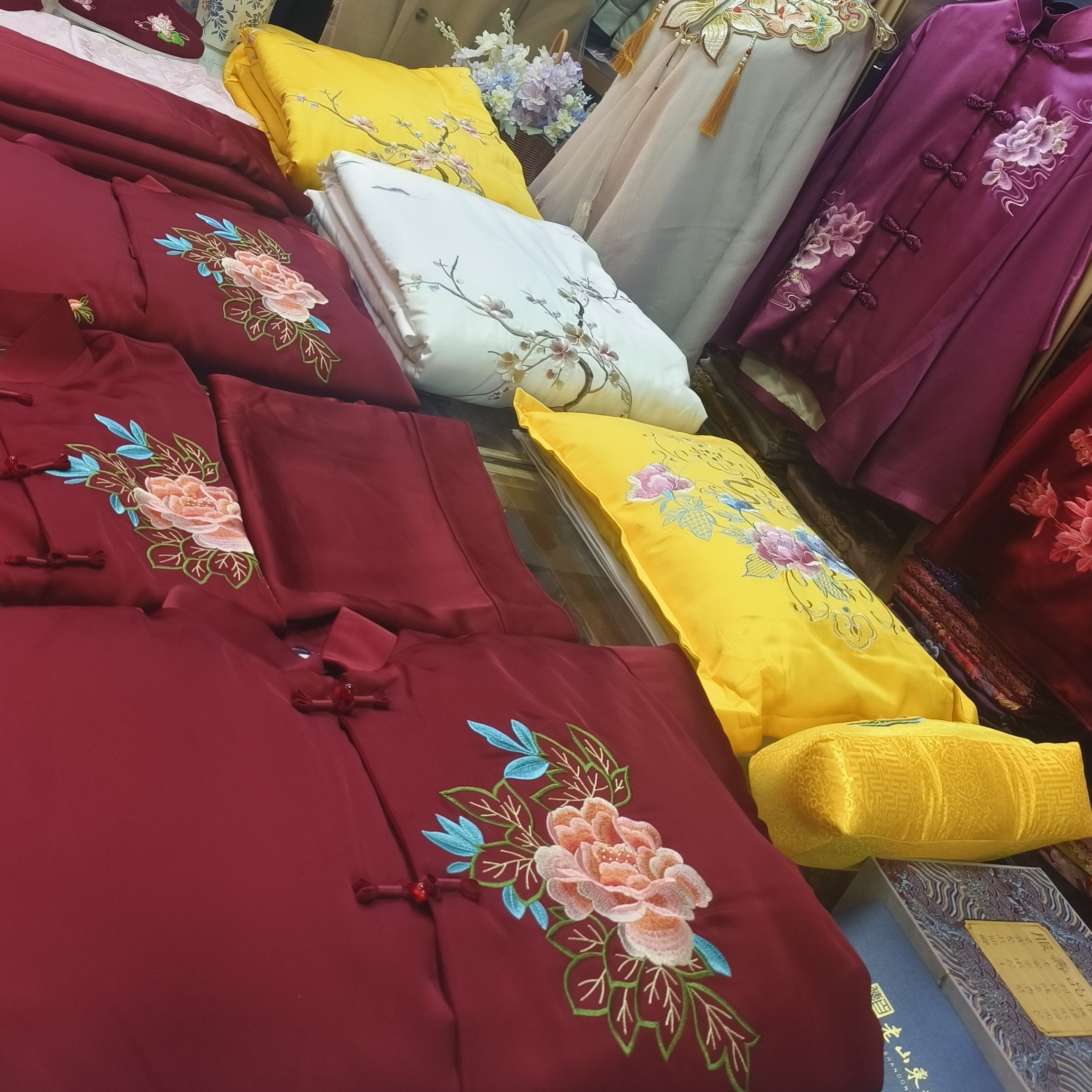 芳华女士寿服全套搭配（含衣服七件）