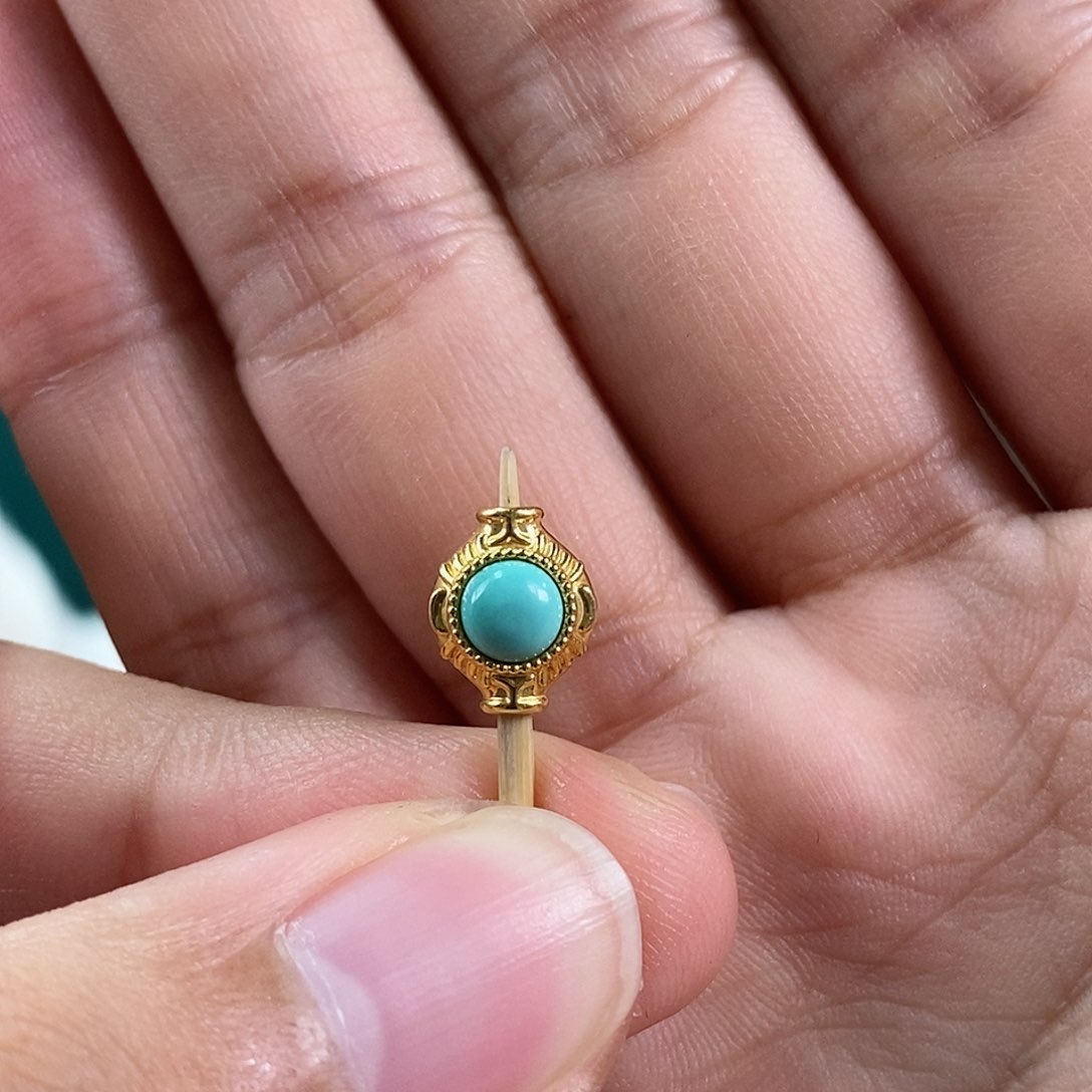 绿松石珠宝奇石18K金镶嵌