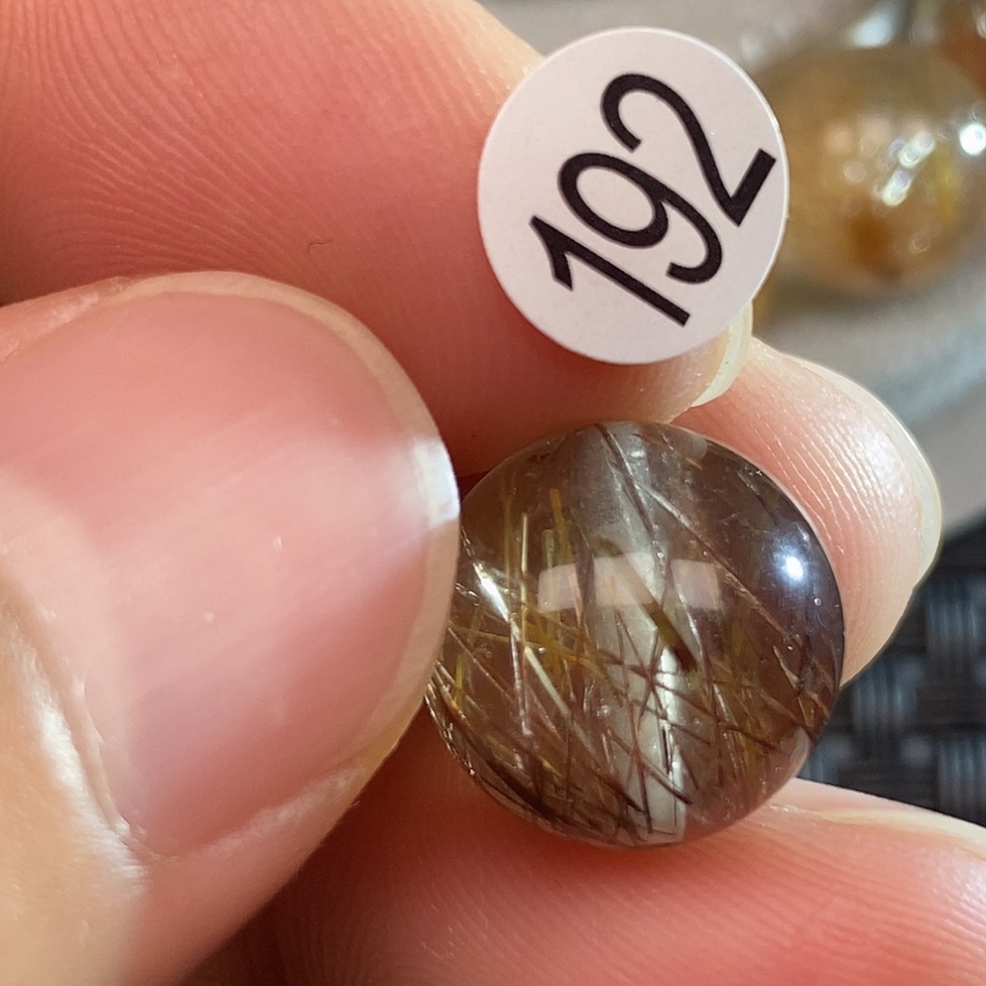 顾***忧水晶吊坠(不含链)未镶嵌