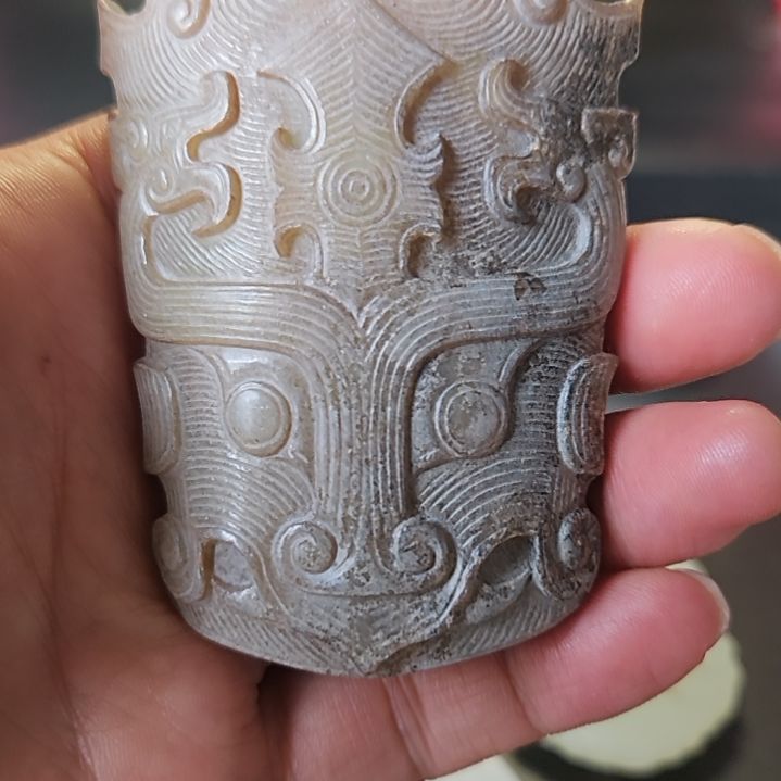 未镶嵌和田玉（糖玉）挂件