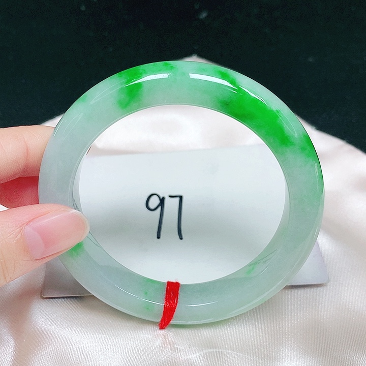 翡翠未镶嵌手镯翡翠手镯未镶嵌