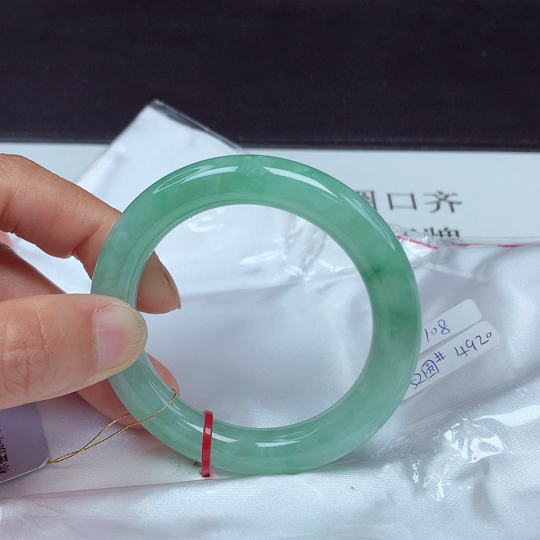 翡翠手镯未镶嵌52圈0108