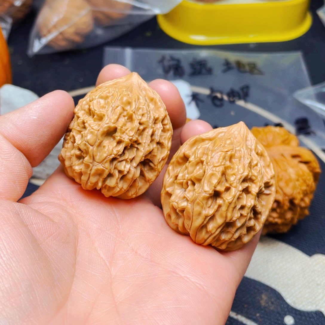 文玩核桃把件蓟县寿桃