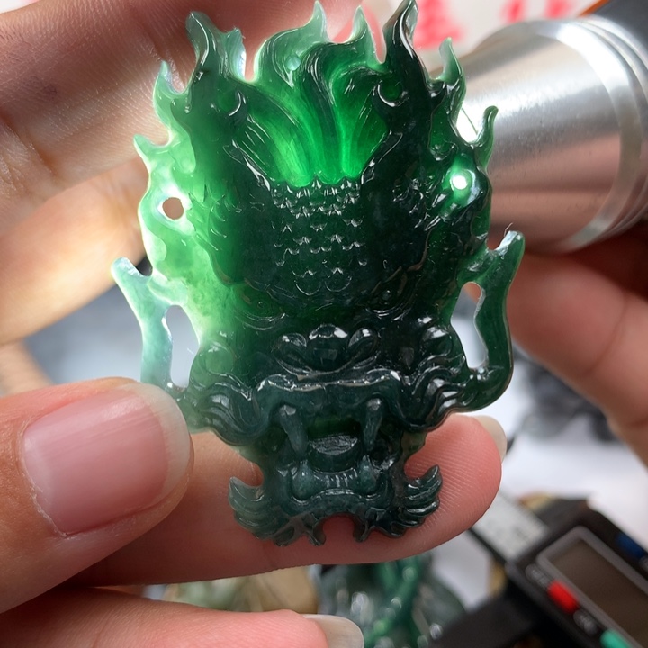 翡翠颈饰未镶嵌保真天然A货翡翠