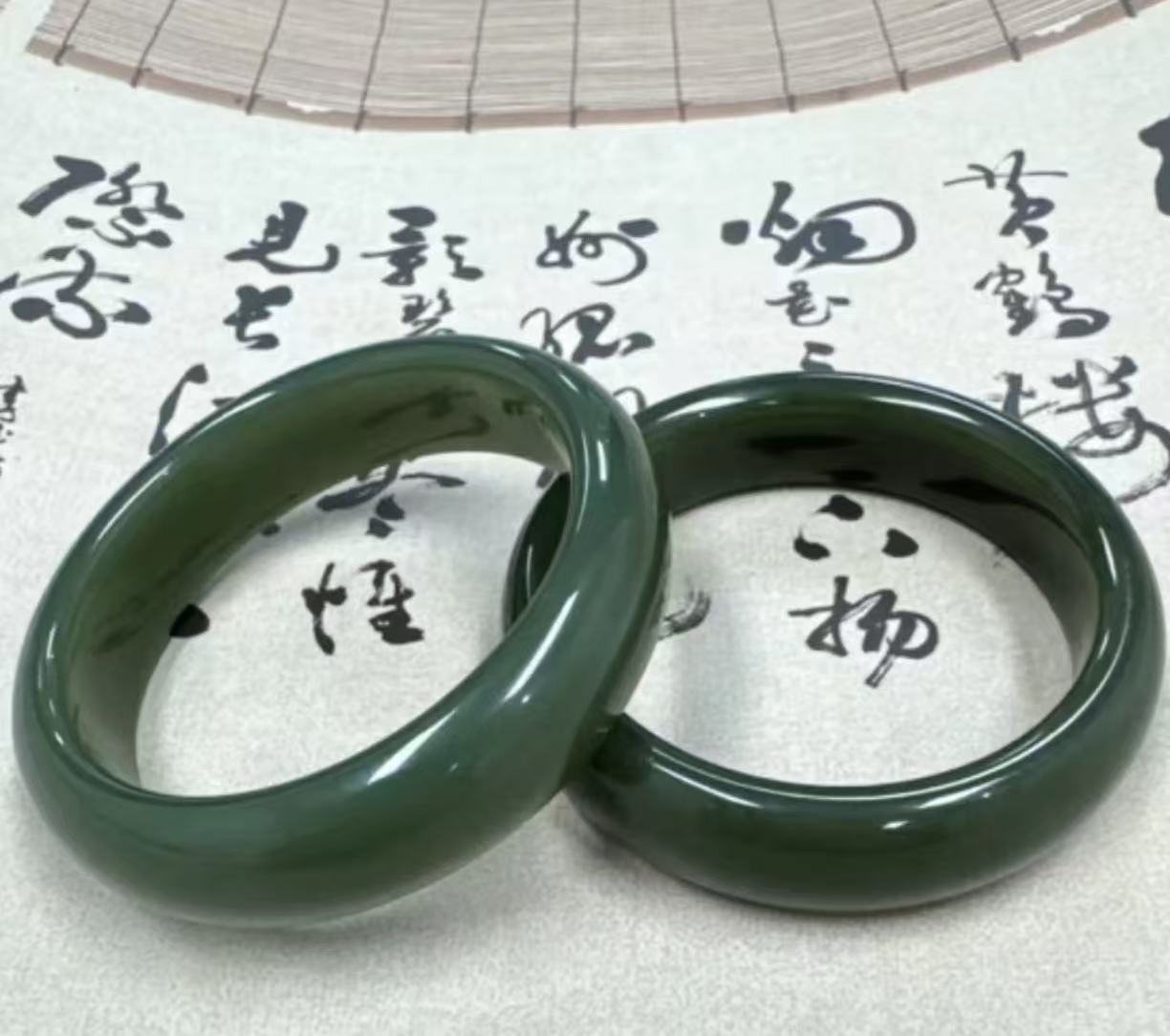 《抖音官方质检发货正品保真》天然和田玉手镯多样性发其一