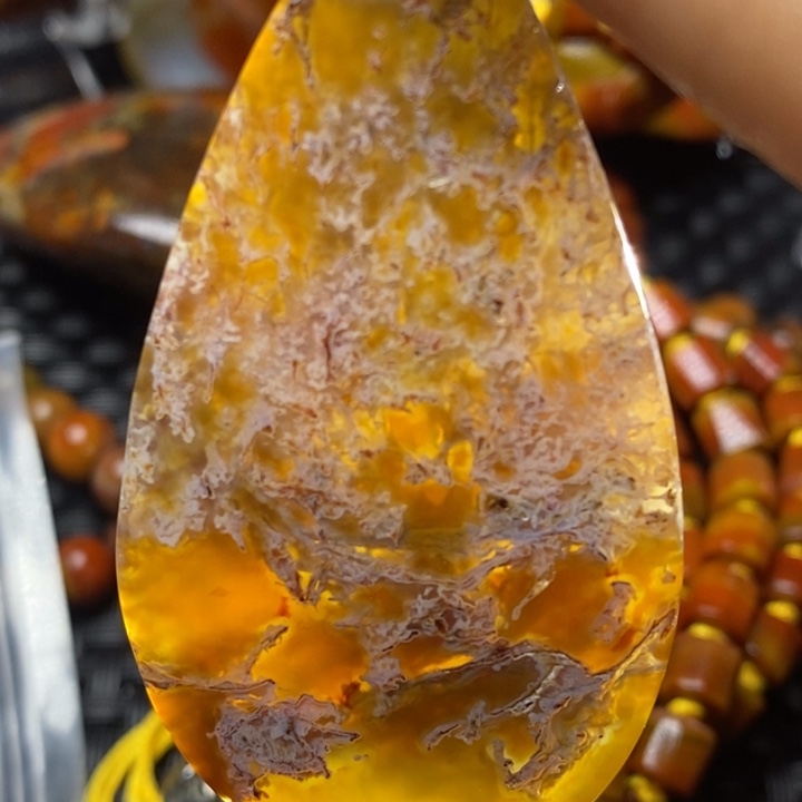 玛瑙/玉髓颈饰未镶嵌