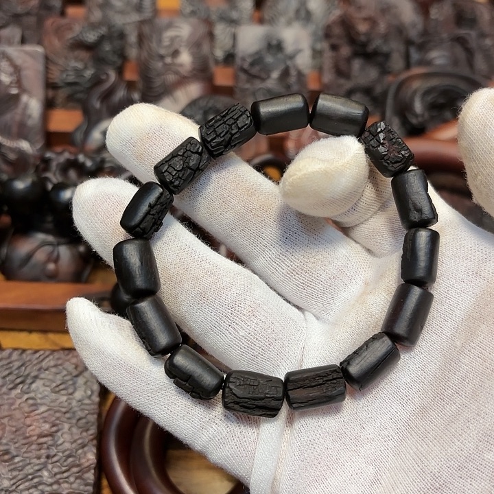 枣木手工制作的小物件