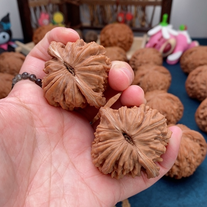 文玩核桃把件z*c四座楼42