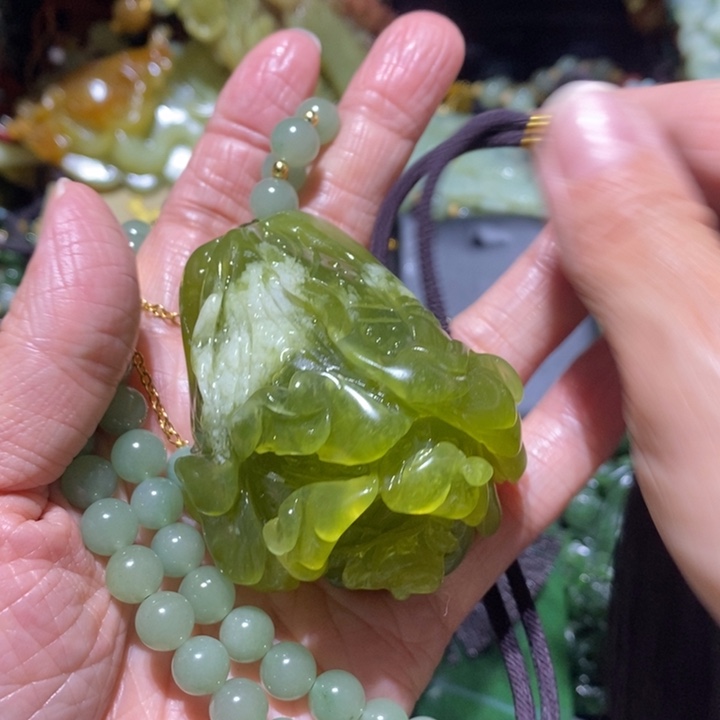 岫玉岫玉吊坠未镶嵌