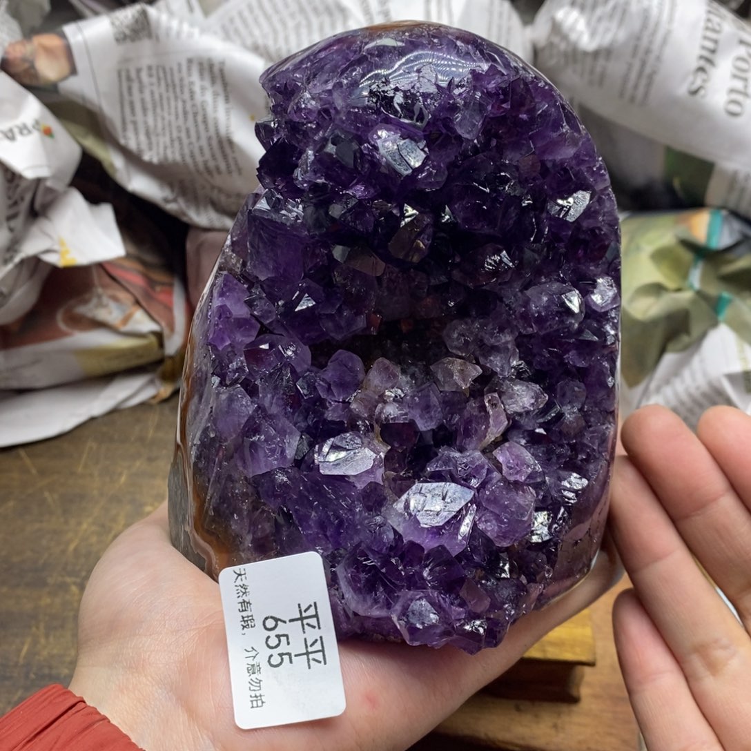 紫晶乌拉圭未镶嵌