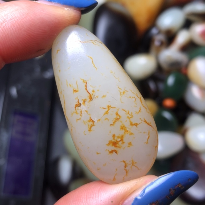 和田玉未镶嵌珠宝奇石