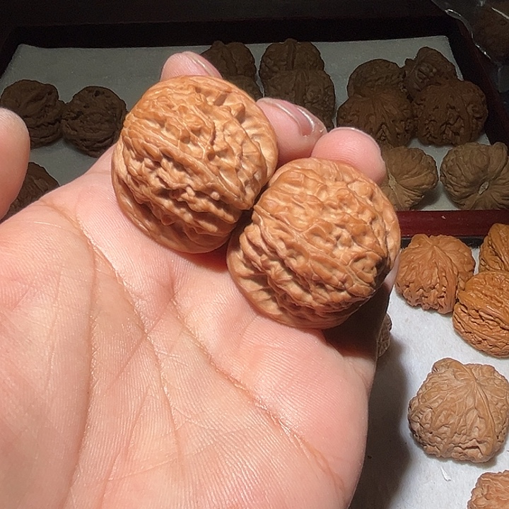 祝***鹏木38.5磨盘。       