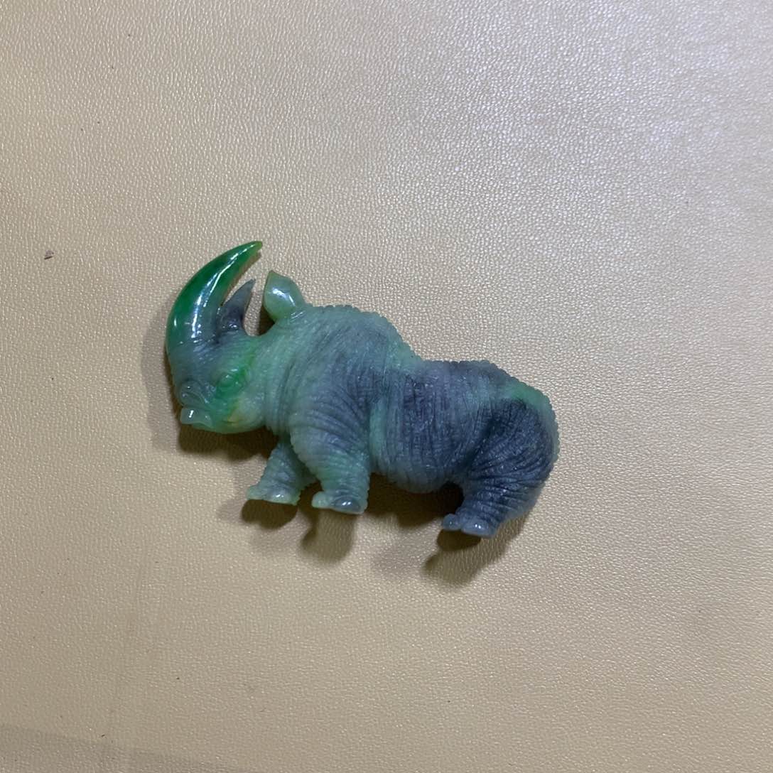 翡翠摆件未镶嵌丑*