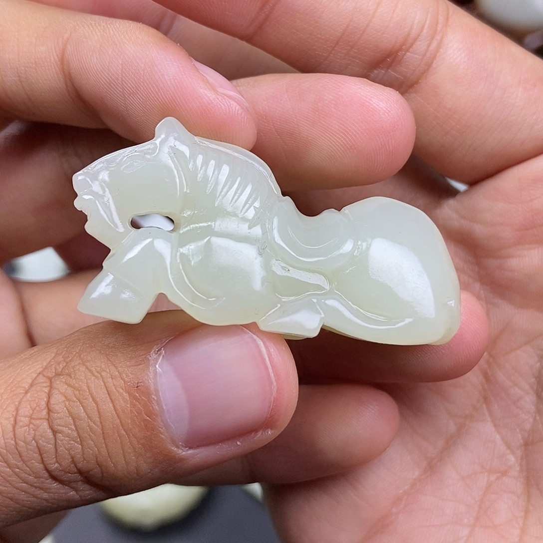 和田玉未镶嵌挂件