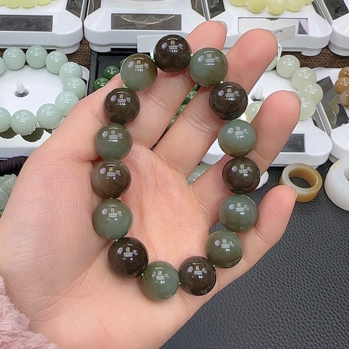 和田玉手串未镶嵌