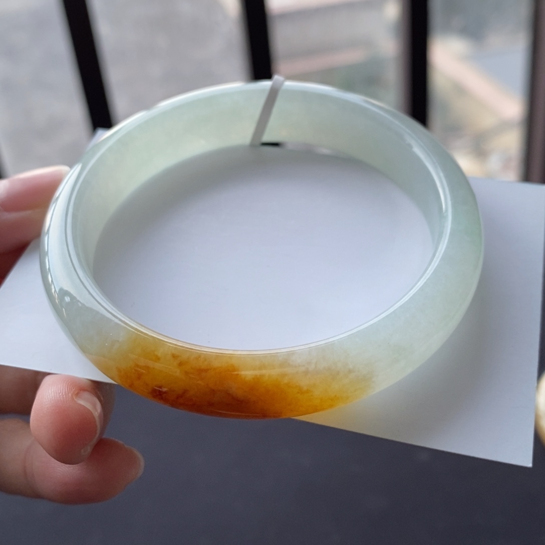 翡翠未镶嵌手镯58.7正圈焦糖黄