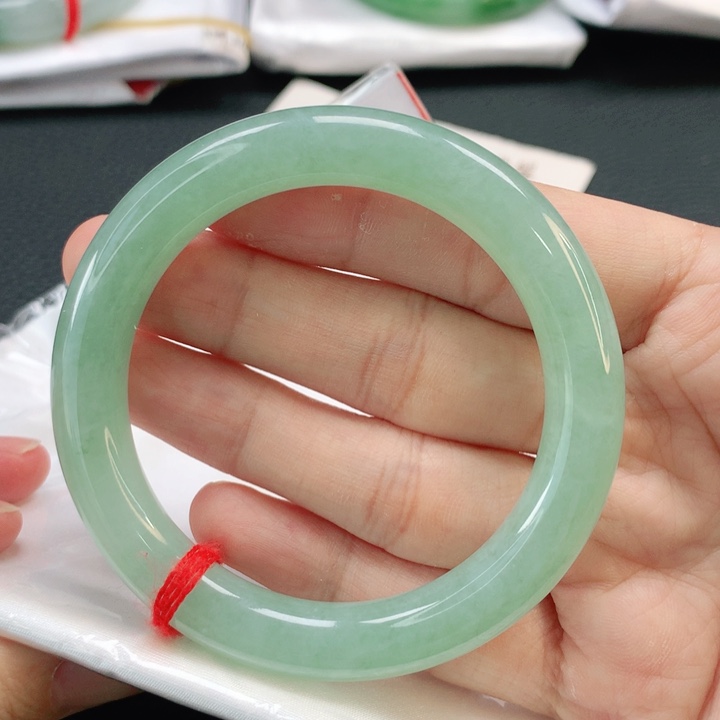 未镶嵌手镯翡翠缅甸圆52